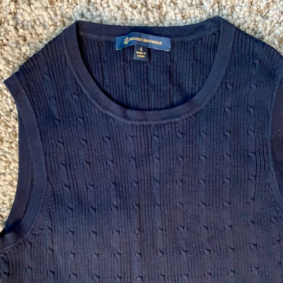 BROOKS BROTHERS - Navy Blue Sweater Vest (S) - Picture 2 of 5